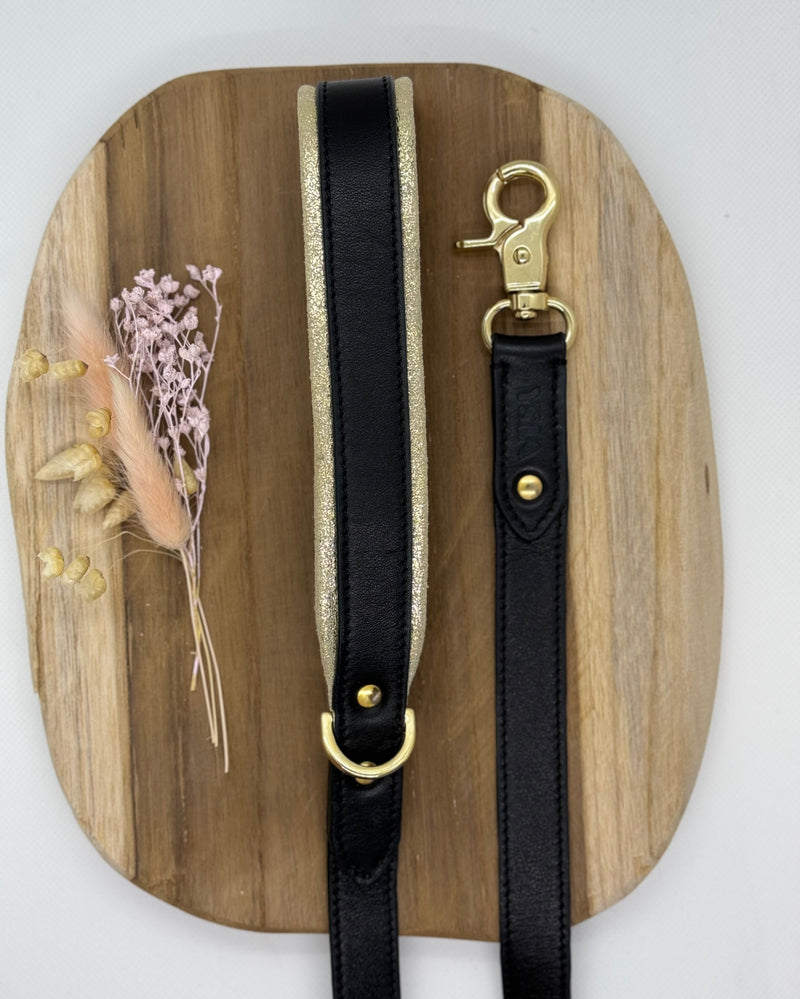 THE QUEEN BLACK CLASSIC LEASH